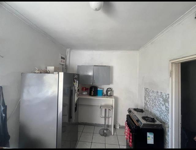2 BEDROOM APARTMENT FOR SALE IN PAROW VALLEY